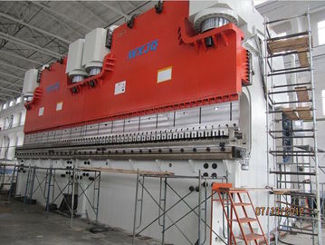 400 톤 관 만들기를 위한 세로로 연결되는 압박 브레이크 12 미터 관 구부리는 기계